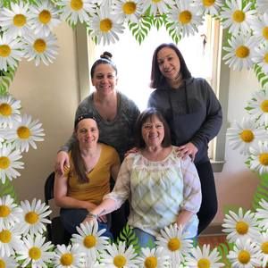 Meet your Posher, Laura